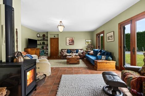 Photo of property in 140 Mackenzie Road, Kahuranaki, Havelock North, 4295