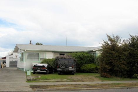 Photo of property in 28 Trinity Crescent, Pirimai, Napier, 4112