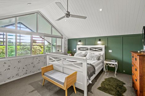 Photo of property in 64a Mcfarlane Street, Oakura, 4314