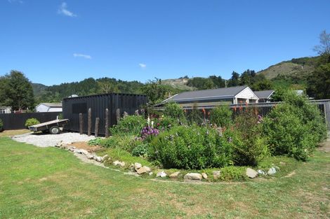 Photo of property in 77 Shiel Street, Reefton, 7830
