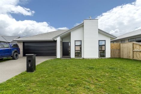 Photo of property in 6 Rotomanu Place, Pyes Pa, Tauranga, 3112