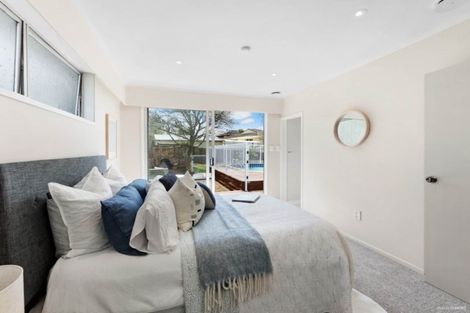 Photo of property in 34 Felgrove Street, Glendene, Auckland, 0602