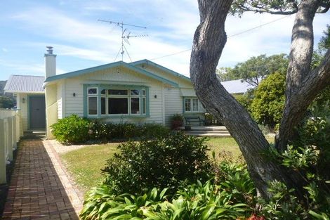 Photo of property in 14 Cressy Street, Waterloo, Lower Hutt, 5011