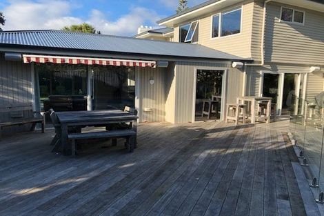 Photo of property in 2a Bloomfield Terrace, Hutt Central, Lower Hutt, 5010