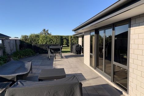 Photo of property in 12 Shona Lane, West Melton, 7618