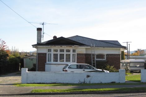 Photo of property in 42 Wentworth Street, East Gore, Gore, 9710