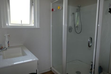 Photo of property in 12 Fitzpatrick Street, Newlands, Wellington, 6037