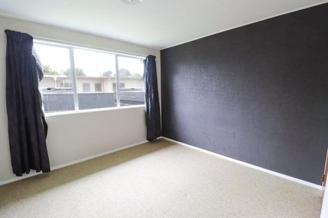 Photo of property in 24a Humphries Place, Awapuni, Palmerston North, 4412