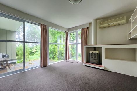 Photo of property in 2/3 Torwood Road, Khandallah, Wellington, 6035