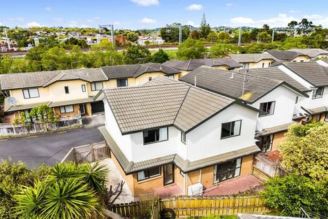 Photo of property in 1/2 Arawa Street, New Lynn, Auckland, 0600