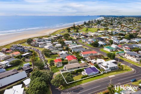 Photo of property in 1 Hinemoa Road, Waihi Beach, 3611