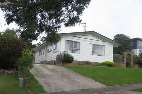 Photo of property in 17 Staithes Drive North, Whitby, Porirua, 5024