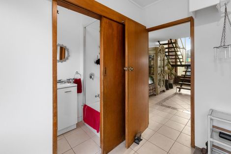 Photo of property in 192 Sturges Road, Henderson, Auckland, 0612