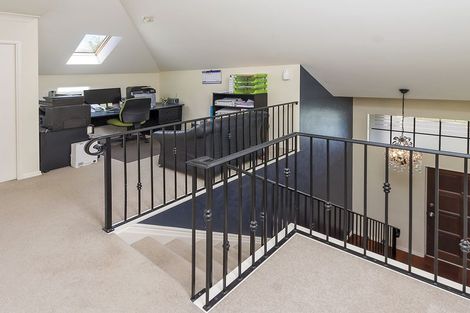 Photo of property in 16 Brooke Ridge Rise, East Tamaki Heights, Auckland, 2016