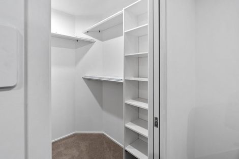 Photo of property in 4b/171 Hurstmere Road, Takapuna, Auckland, 0622