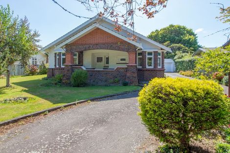 Photo of property in 27 Langston Avenue, Palmerston North, 4414
