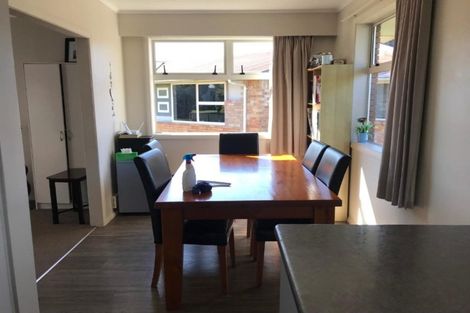 Photo of property in 16 Pulham Crescent, Queenwood, Hamilton, 3210