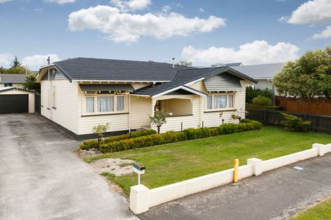 Photo of property in 51 Dahlia Street, Palmerston North, 4410