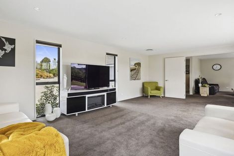 Photo of property in 47 Awa Toru Drive, Fairfield, Dunedin, 9018