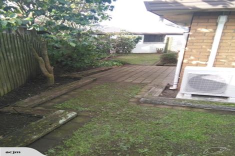 Photo of property in 4/12 Lyndon Street, Riccarton, Christchurch, 8011