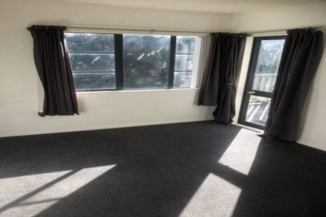 Photo of property in 2/26 Waratah Street, Birkenhead, Auckland, 0626