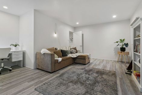 Photo of property in 1/25 Nigel Road, Browns Bay, Auckland, 0630