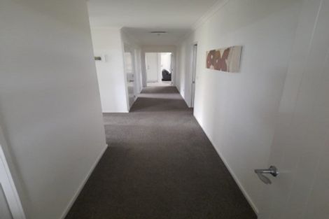 Photo of property in 20 Roseberry Place, Whitianga, 3510