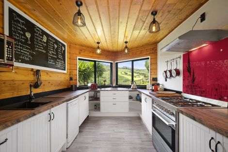 Photo of property in 2846 Hunua Road, Hunua, Papakura, 2583