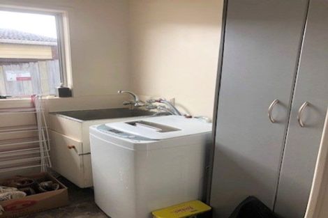 Photo of property in 94 Moire Road, Massey, Auckland, 0614