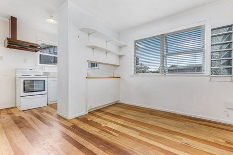 Photo of property in 1 Sussex Terrace, Riverhead, 0820