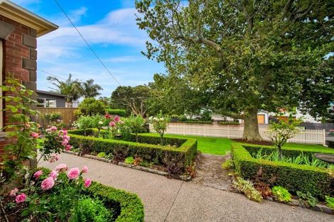 Photo of property in 25 Barrett Street, Westown, New Plymouth, 4310