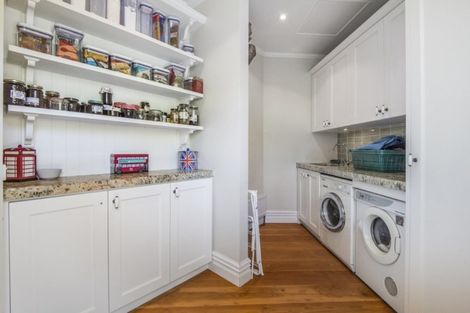 Photo of property in 36b Cheltenham Road, Devonport, Auckland, 0624