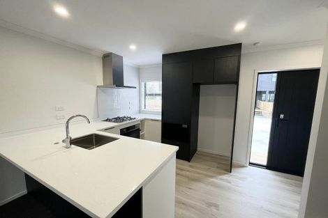 Photo of property in 2/8 Ngaere Avenue, Chartwell, Hamilton, 3210