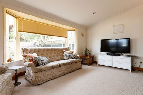 Photo of property in 51 Dahlia Street, Palmerston North, 4410