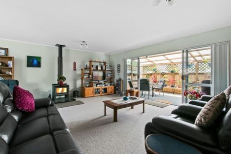 Photo of property in 14 Levley Lane, Katikati, 3129