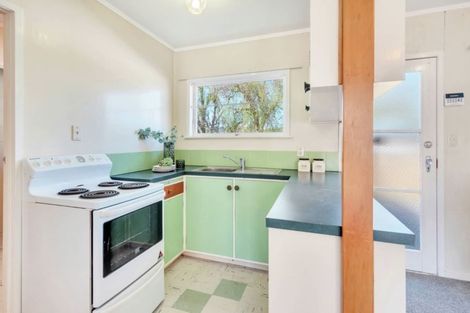 Photo of property in 2/37 Oriana Avenue, Lynfield, Auckland, 1042