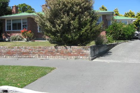 Photo of property in 2 Aileen Place, Upper Riccarton, Christchurch, 8041