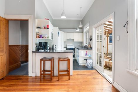 Photo of property in 32 Clifford Street, Dalmore, Dunedin, 9010