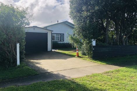 Photo of property in 77 Kapuni Street, Manaia, 4612