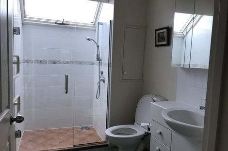 Photo of property in 2/271 Memorial Avenue, Burnside, Christchurch, 8053