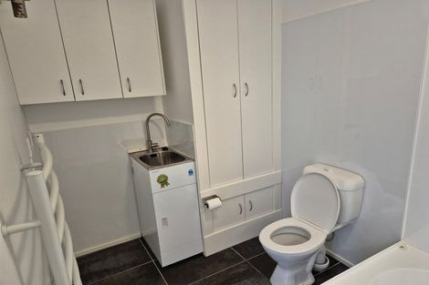 Photo of property in 15 Asquith Terrace, Brooklyn, Wellington, 6021