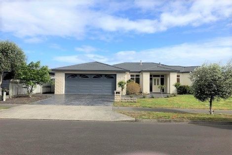 Photo of property in 20 Quadrant Heights, Paraparaumu, 5032