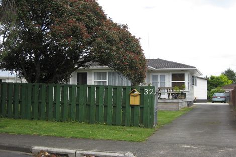 Photo of property in 32 Tairere Crescent, Rosehill, Papakura, 2113