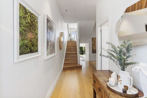 Photo of property in 41a Hackett Street, Saint Marys Bay, Auckland, 1011