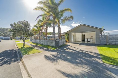 Photo of property in 14 Captain Wood Avenue, Whitianga, 3510
