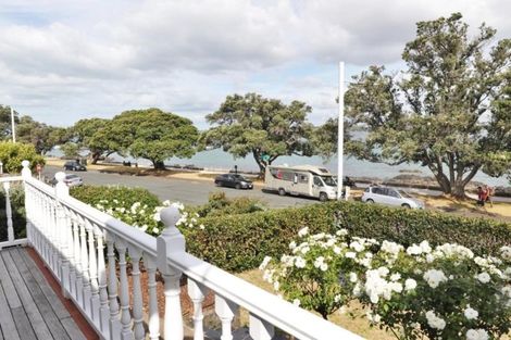 Photo of property in 6 King Edward Parade, Devonport, Auckland, 0624