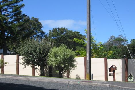 Photo of property in 2/198 Manuka Road, Bayview, Auckland, 0629