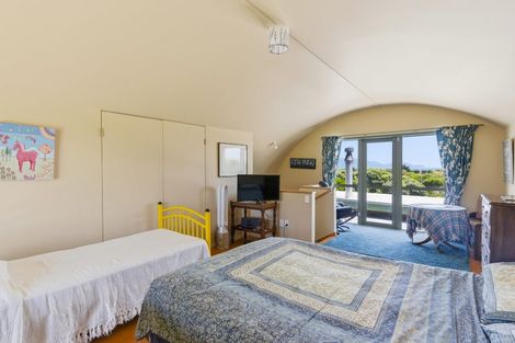 Photo of property in 171 Paetawa Road, Peka Peka, Waikanae, 5391