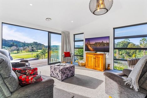 Photo of property in 19 Titoki Lane, Whangamata, 3691