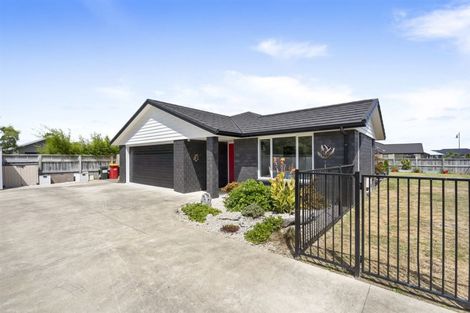 Photo of property in 6 Plescher Crescent, Leamington, Cambridge, 3432